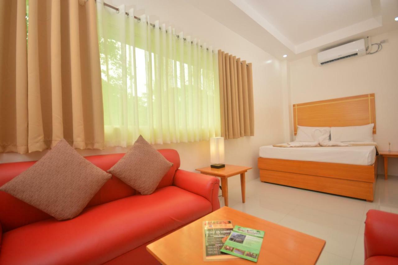 Cherry'S Courtyard Puerto Princesa Εξωτερικό φωτογραφία